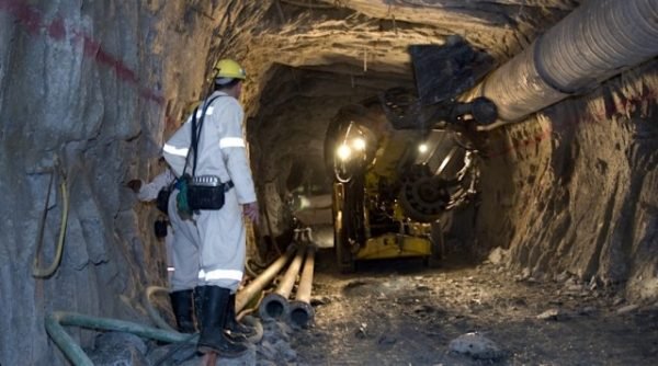 South Africa publishes proposed mine safety rules for Covid-19