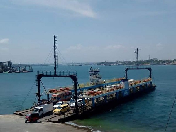 Kenya begins construction of Likoni floating footbridge