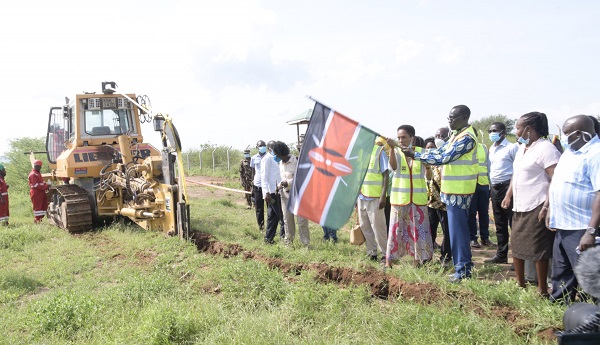 Kenya begins construction of 630 km high speed fibre optic cable