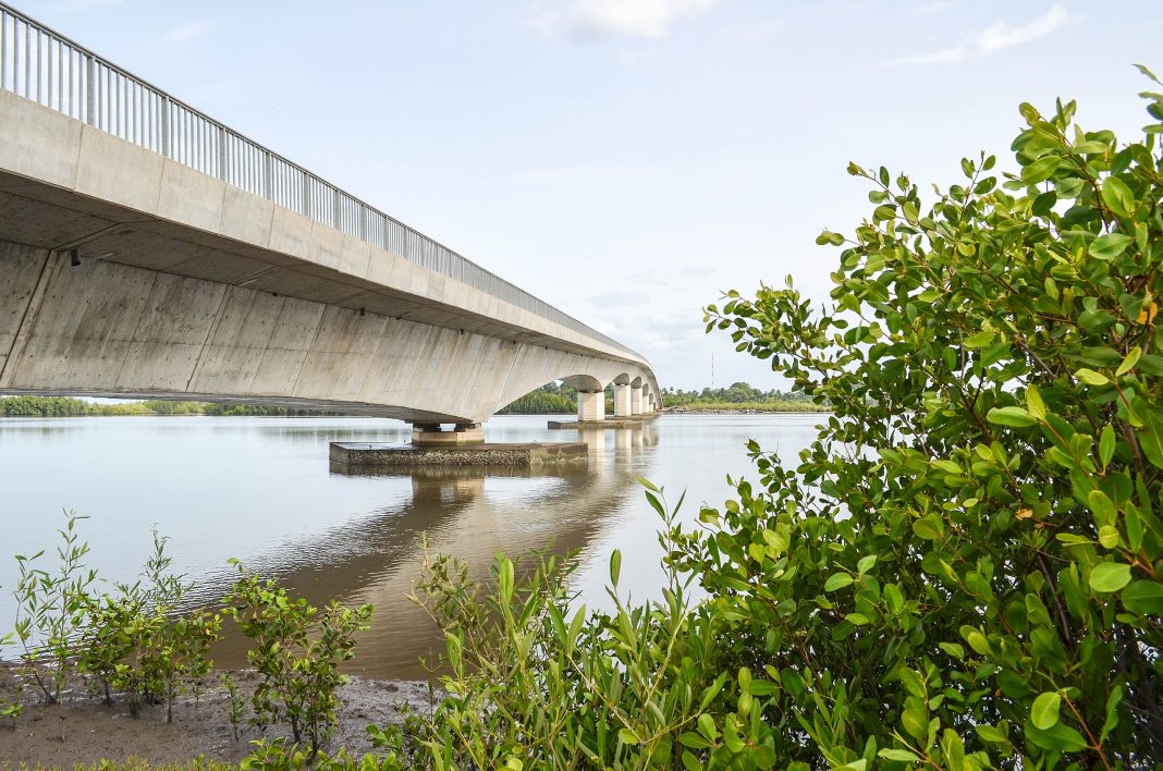 Jica supports construction of Faranah Bridge in Guinea