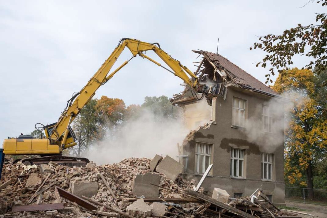 Step by step guide to effective demolition