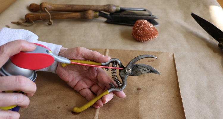 Essential tool maintenance tips for construction professionals