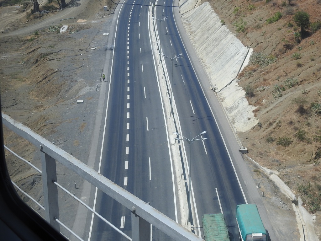 Kenya's Dongo Kundu bypass opened to the public