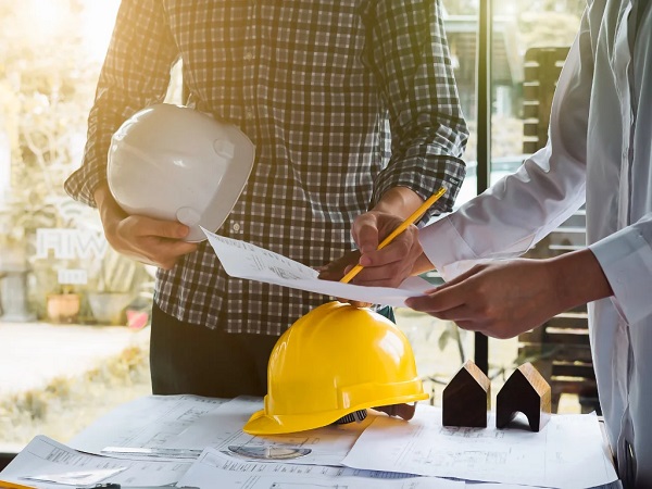 How to choose the right contractors: Expert tips and advice