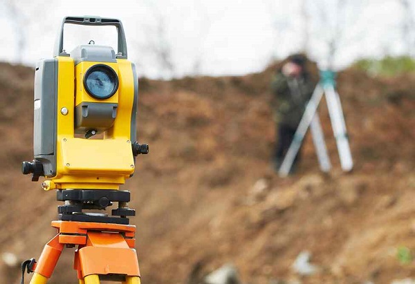 Precision matters: Exploring the latest technologies in land surveying