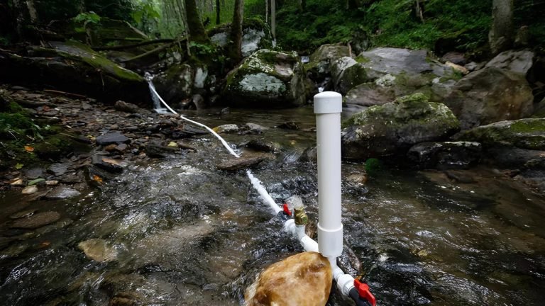 Understanding the hydraulic ram pump: Function, cost, and limitations Understanding the hydraulic ram pump: Function, cost, and limitations