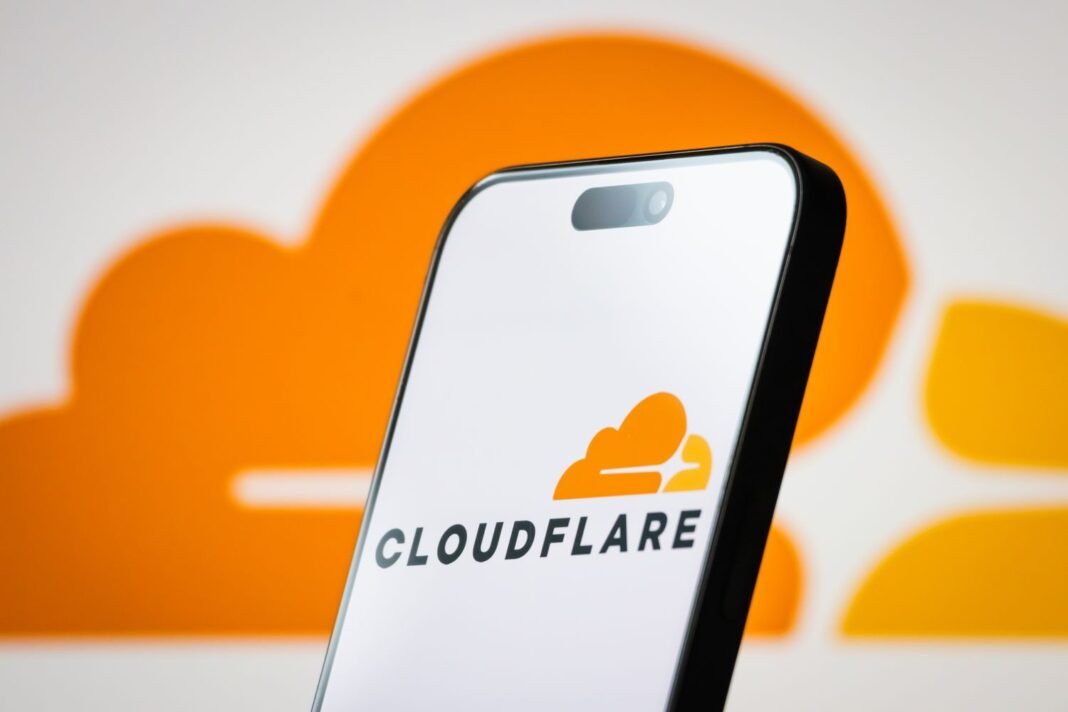 Cloudflare Hits 52-Week High Before Slipping on Debt Offering News